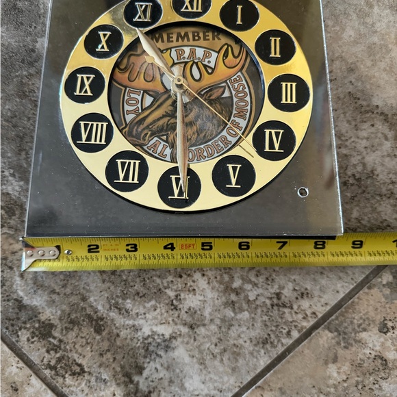 Vintage pre 1980s Loyal Order of Moose P.A.P. Working clock - Picture 7 of 8